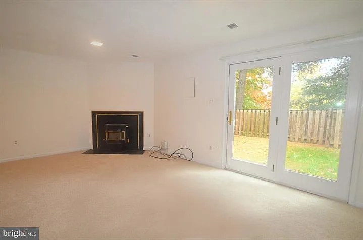5533 Cabat Lake Ct — Photo 9