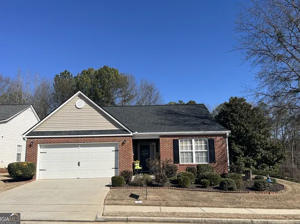 958 Village View Cir, Loganville, GA 30052