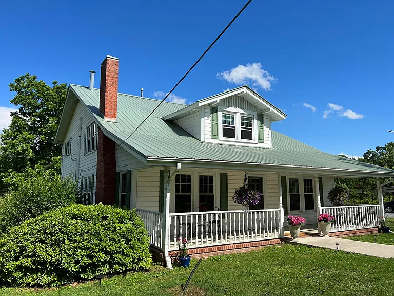 471 Mack Rd — Photo 2