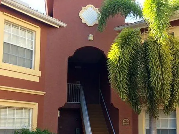 15605 Ocean Walk Cir APT 212, Fort Myers, FL 33908