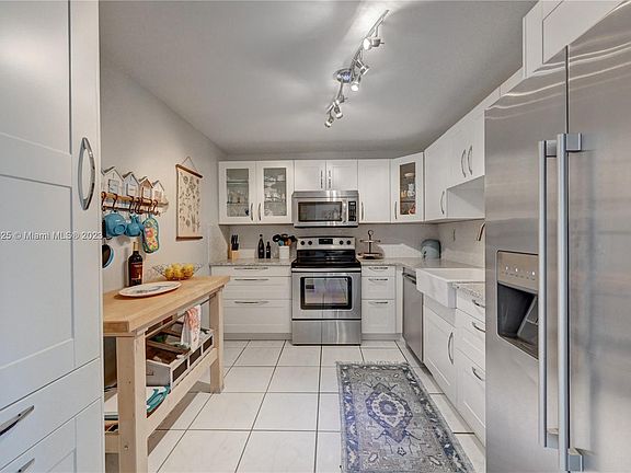 3rd image of 531 N Ocean Blvd APT 605