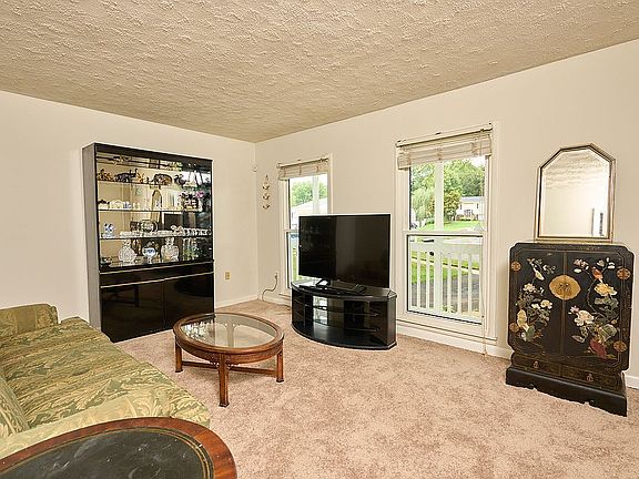 3rd image of 5394 Marcel Ct