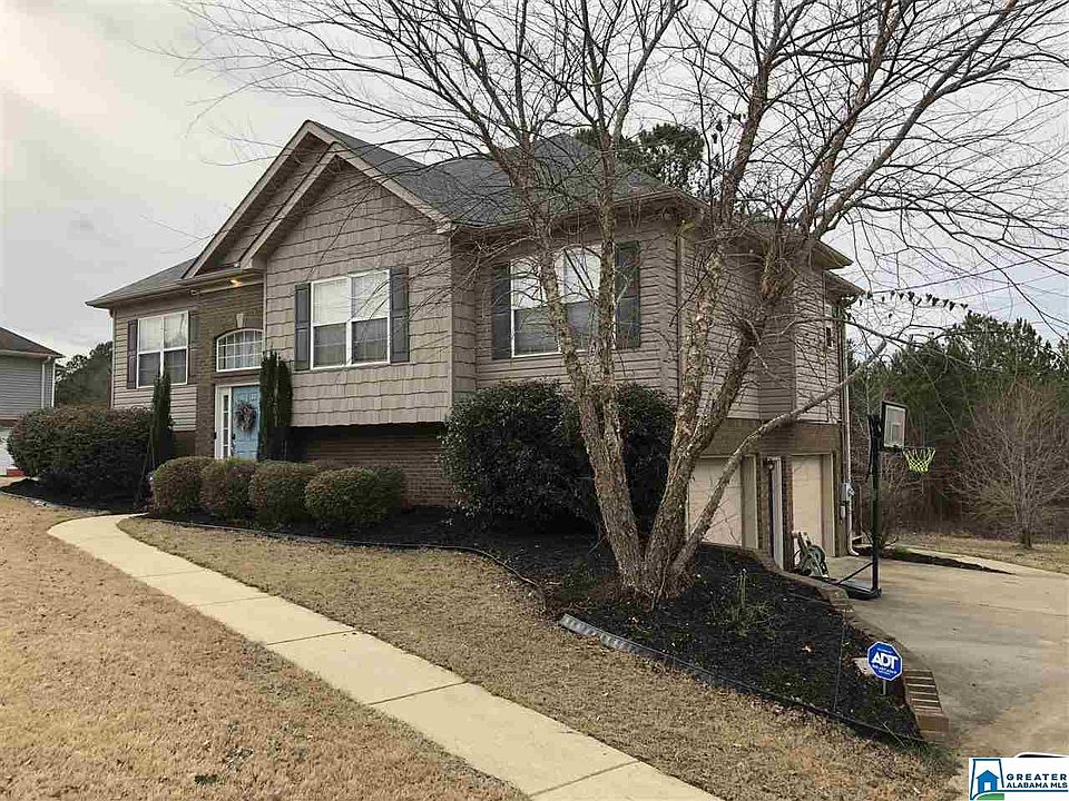 1st image of 292 Parkwood Dr