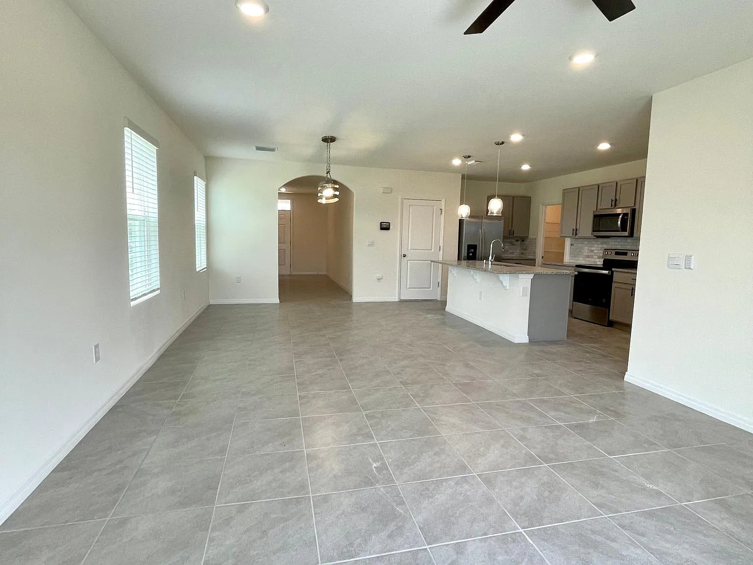 8358 Hardy Bay Loop — Photo 4