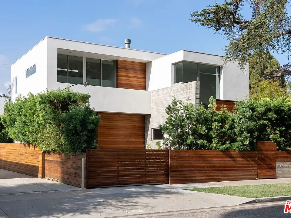 4035 Van Buren Pl