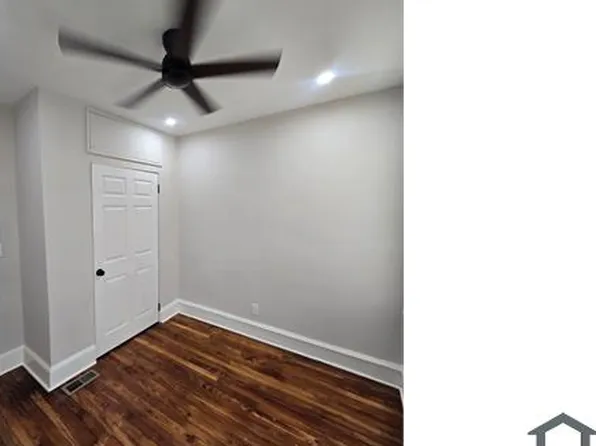 2310 S Hemberger St, Philadelphia, PA 19145