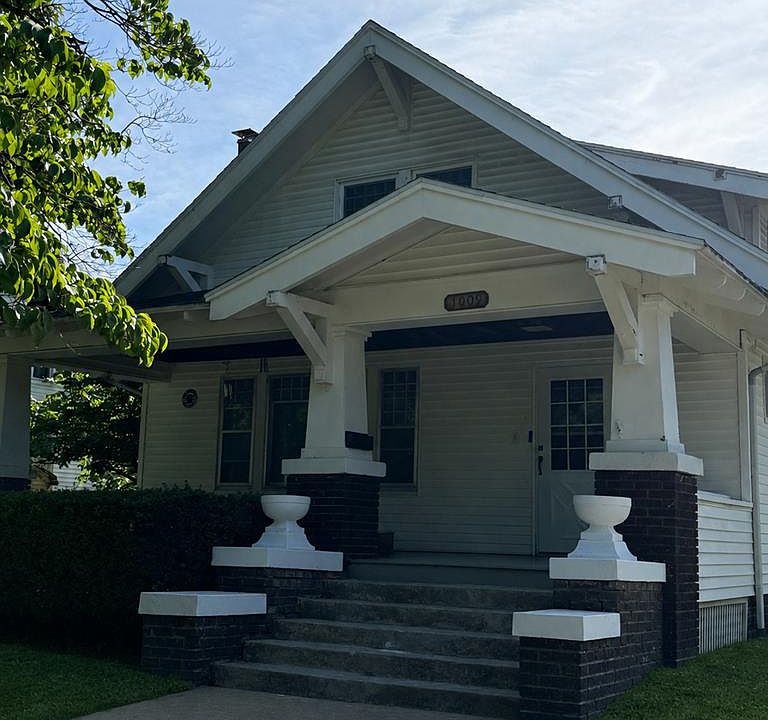 1st image of 1009 Brookfield Ave