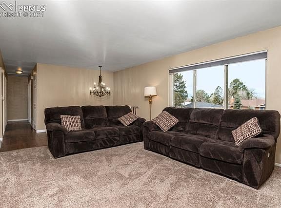 3rd image of 1521 N Murray Blvd