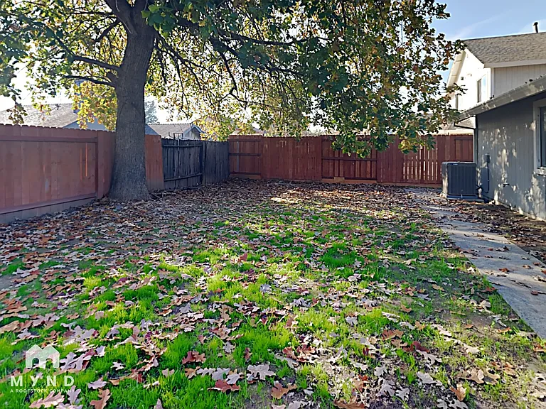 1286 Bell Ave — Photo 16