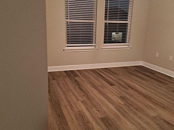 2nd image of 5749 Callaway Cir #5749