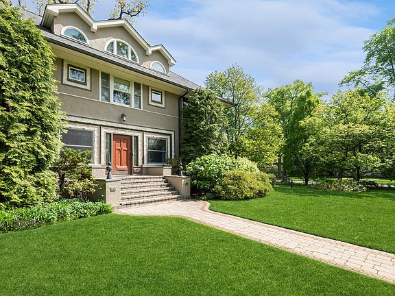 4th image of 1010 Elmwood Ave