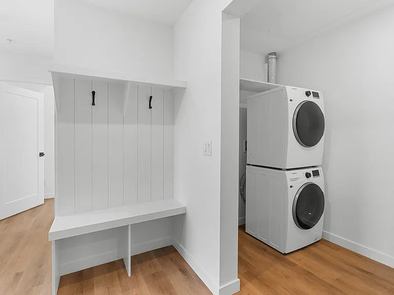 1301 Belaire Ave #435 — Photo 6
