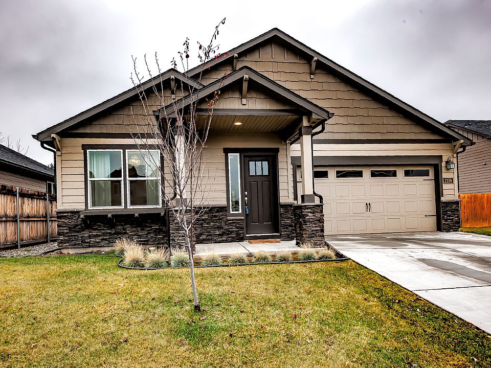 1st image of 2239 Leonard Dr