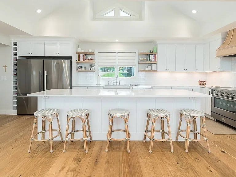 14 Sunset Point Rd — Photo 9