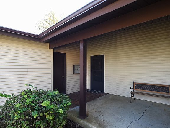 Private Front Entrance