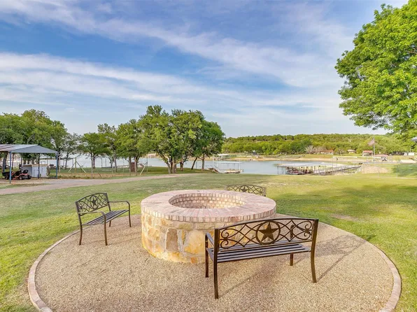520 Deer Trl, Gordon, TX 76453
