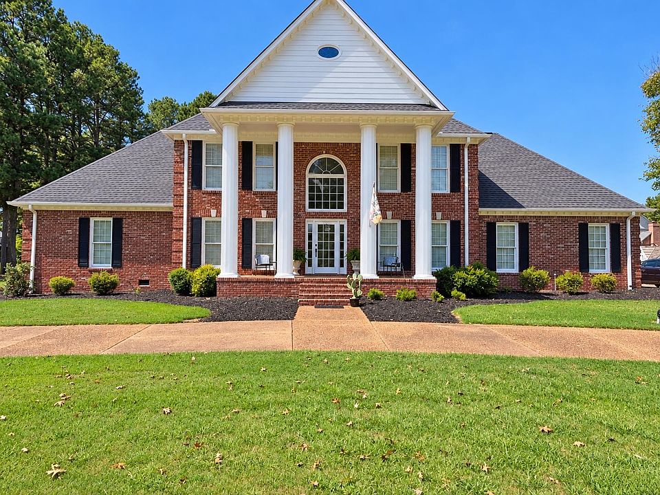 1st image of 108 Redfield Dr