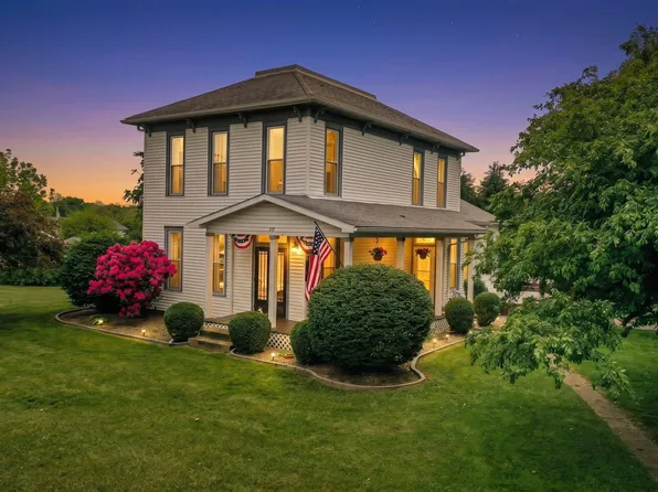 117 E Columbus St, Thornville, OH 43076