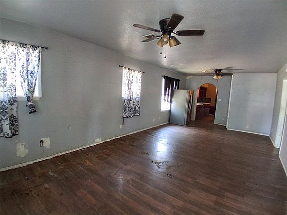 3rd image of 645 N Union Ave