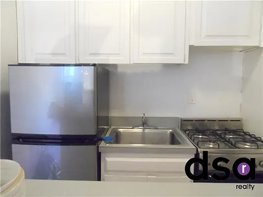 Rented by DSA Realty | media 30