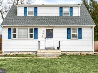 176 McAdoo Ave, Hamilton, NJ 08619