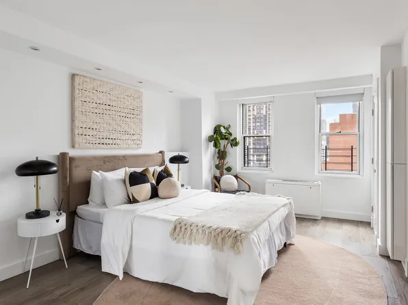 340 East 64th Street image 12 of 23