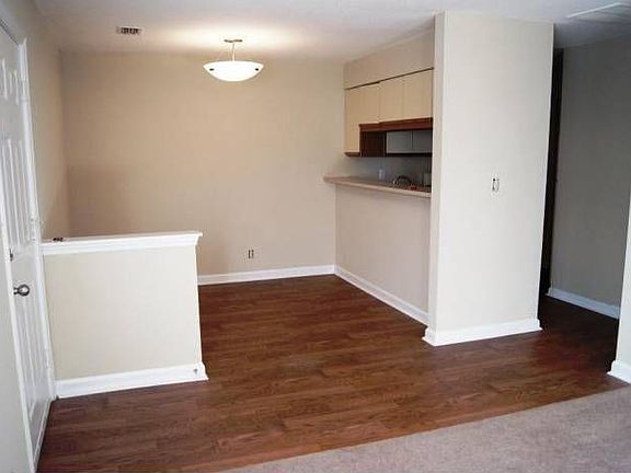 Yumming Dining Room