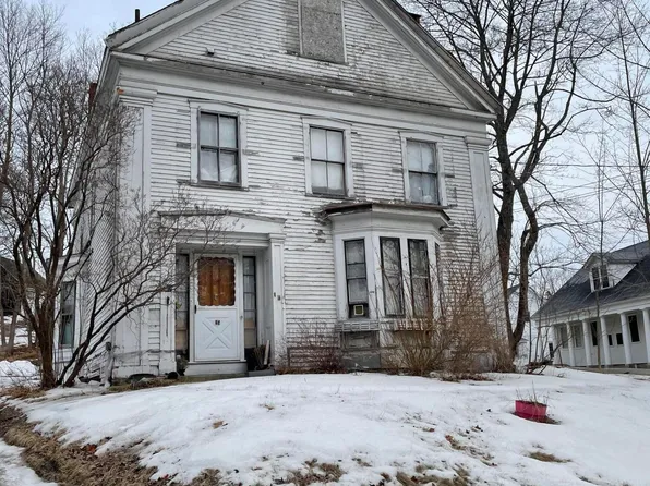 25 Surry Road, Ellsworth, ME 04605