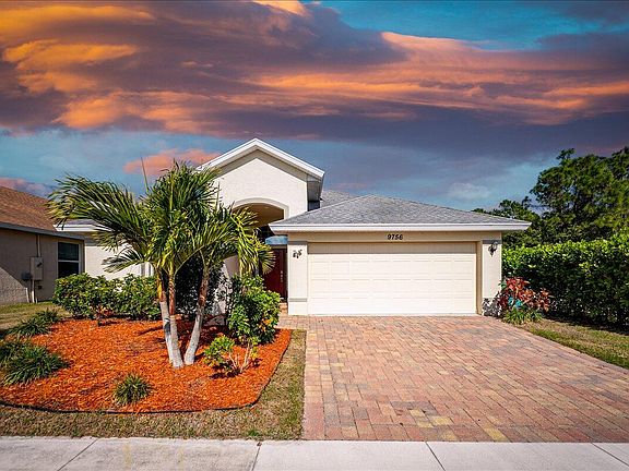 2nd image of 9756 Palm Breezes Drive