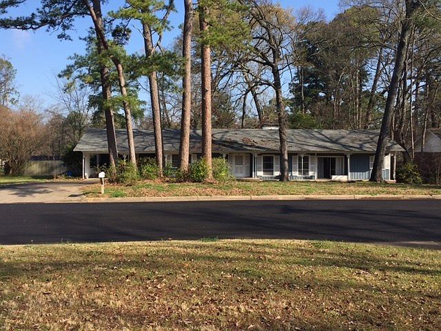 1st image of 905 Delwood Dr