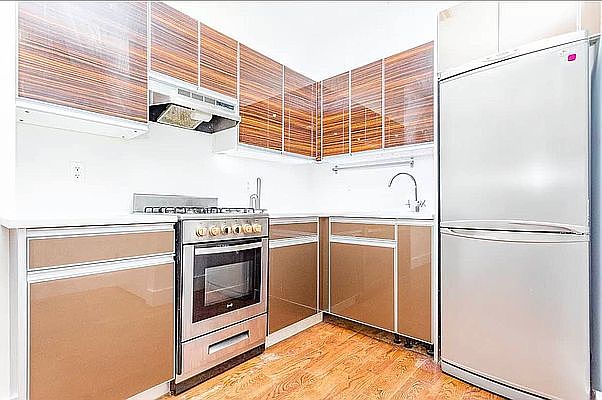 1st image of 1072 Bergen St #1R