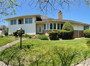147-16 Rockaway Beach Blvd, Rockaway Park, NY 11694