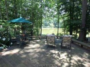 5413 Tripolis Ct, Burke, VA 22015