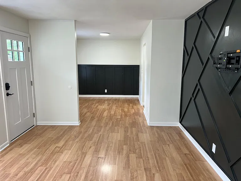 3312 Reynolds Dr NW — Photo 5