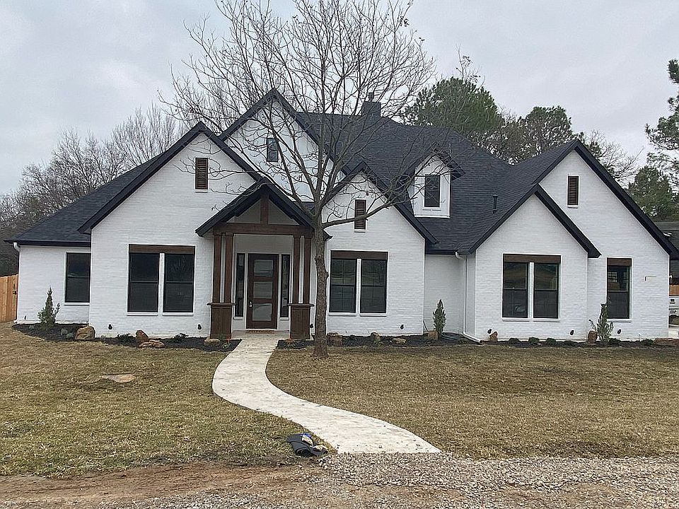 1st image of 1324 Tipperary Dr