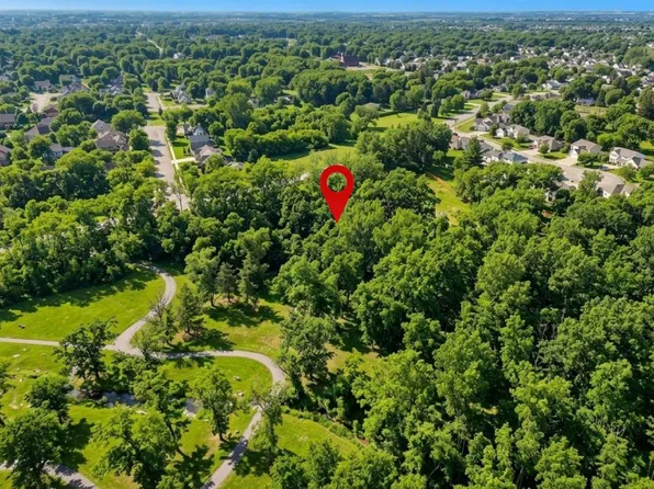 1407 Mineral Springs Pkwy NE, Owatonna, MN 55060