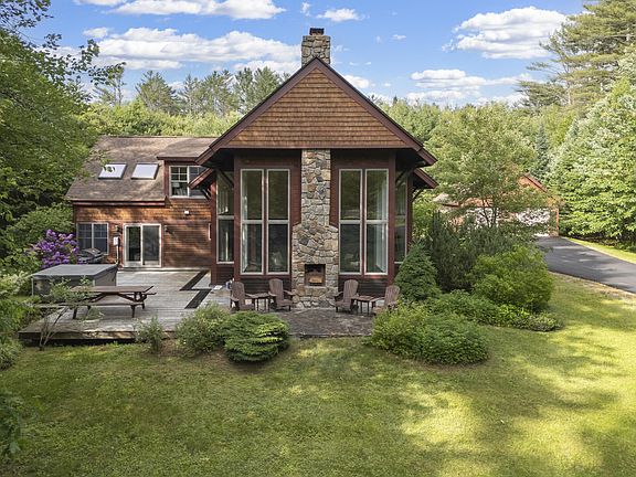 4th image of 12 Evergreen Lane
