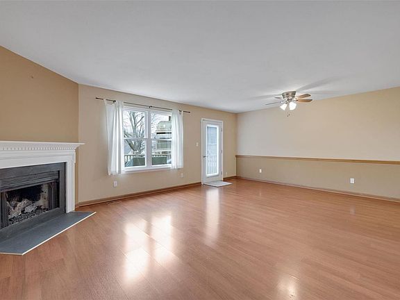 4th image of 12004 Autumn Lakes Dr