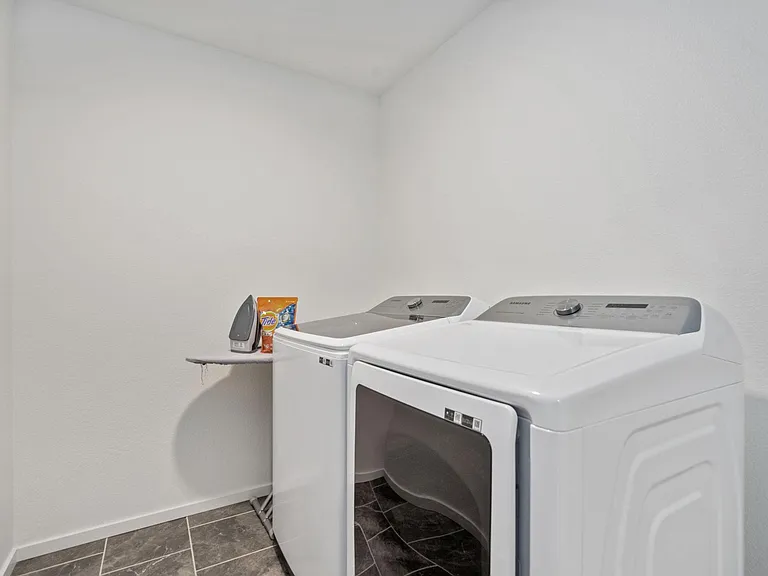 2838 Barnstormer St #3 — Photo 22