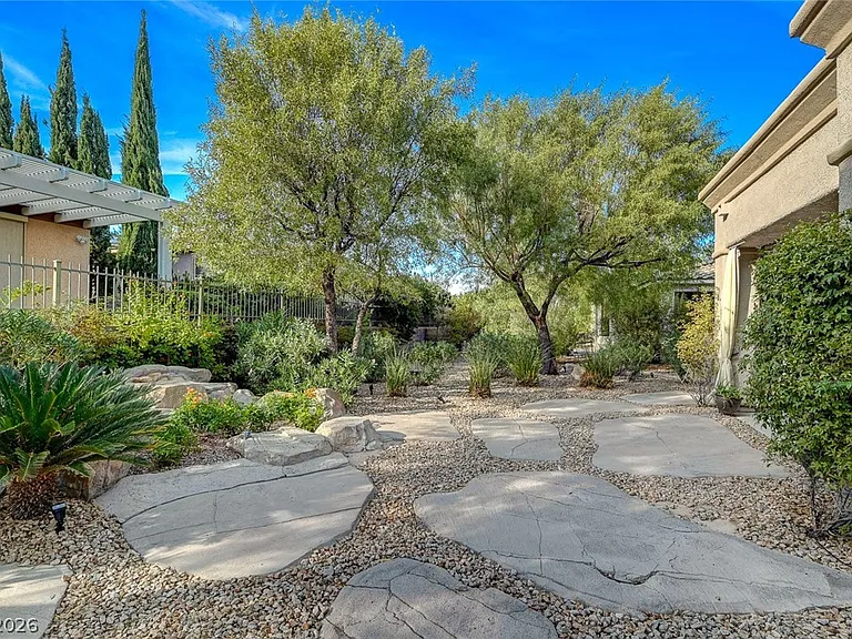 4589 Bersaglio St — Photo 3