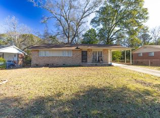 812 Greenbrier Dr, Columbus, GA 31907