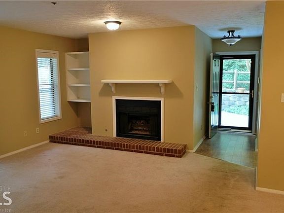 2nd image of 1802 Cumberland Valley Pl