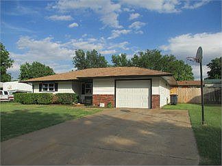 4th image of 3321 Dwelle Dr