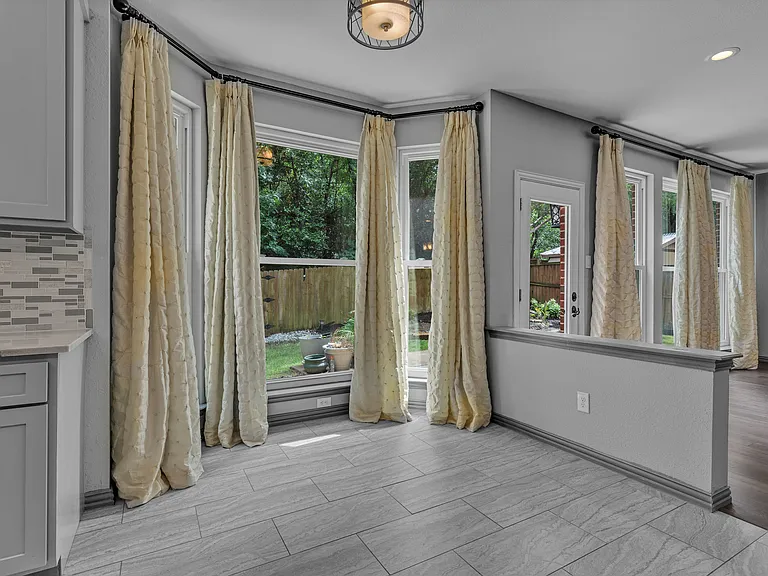 2417 Bonham Trl — Photo 13