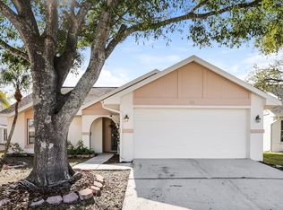 1228 Tuxford Dr, Brandon, FL 33511