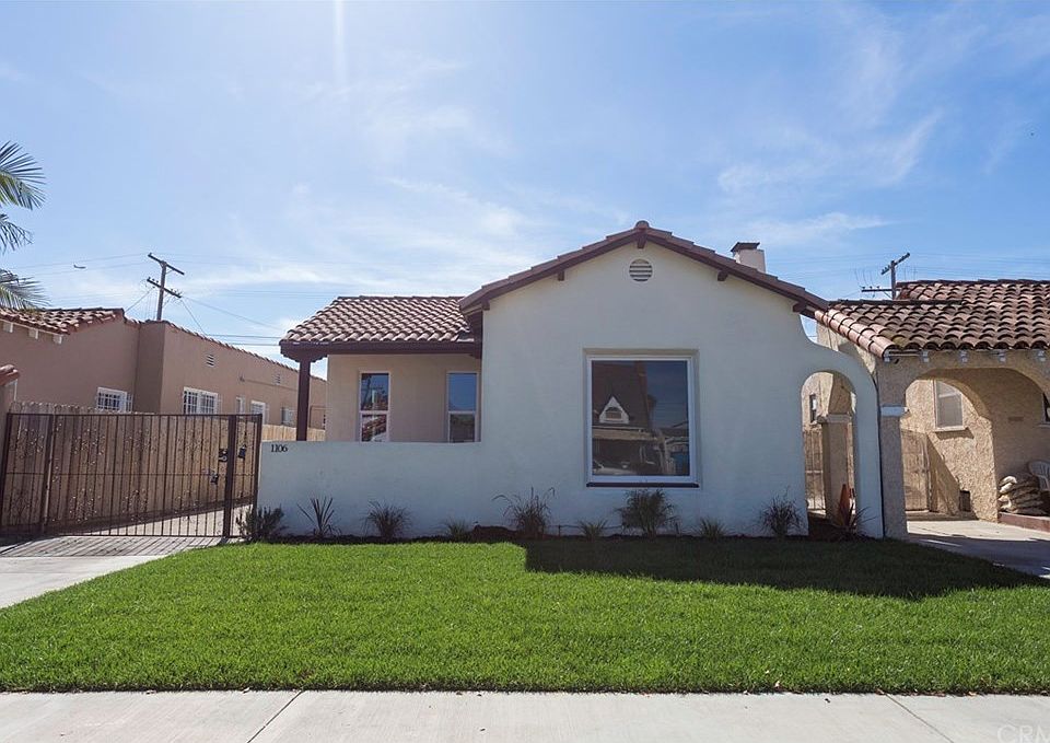 1st image of 1106 W 81st Pl