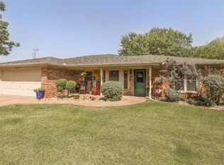5610 69th St, Lubbock, TX 79424