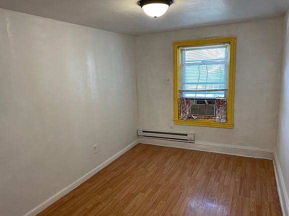 2nd image of 531 N 13th St Floor 3