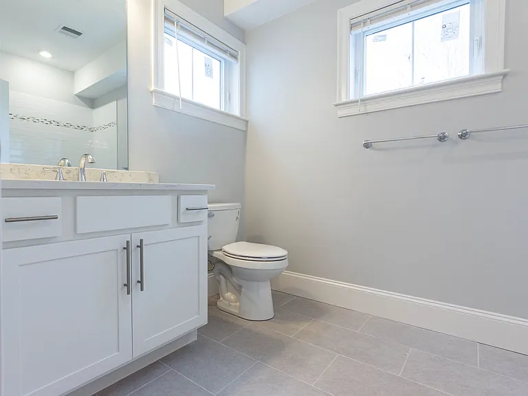 113 Kenrick St #1E — Photo 4