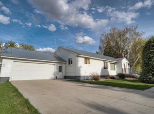 179 S 10th St, Ashton, ID 83420